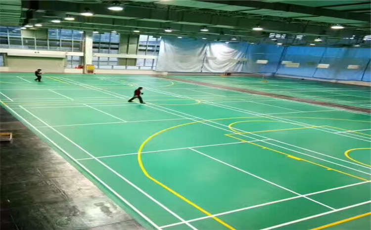 湖北專業(yè)實(shí)木運(yùn)動地板施工技術(shù)