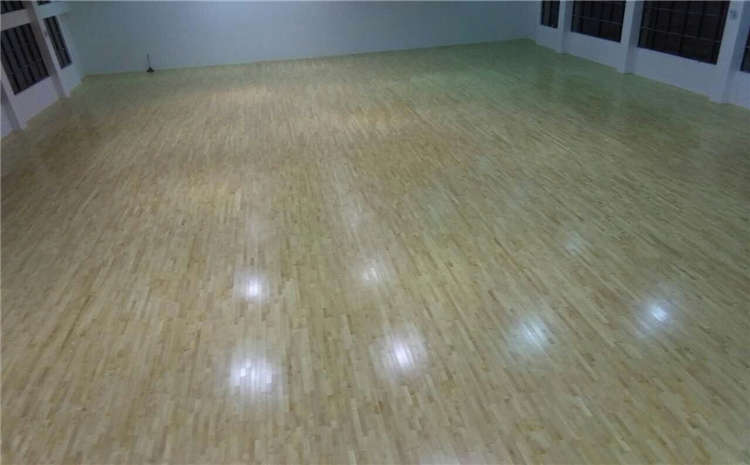 硬木企口舞臺(tái)實(shí)木地板圖片及價(jià)格