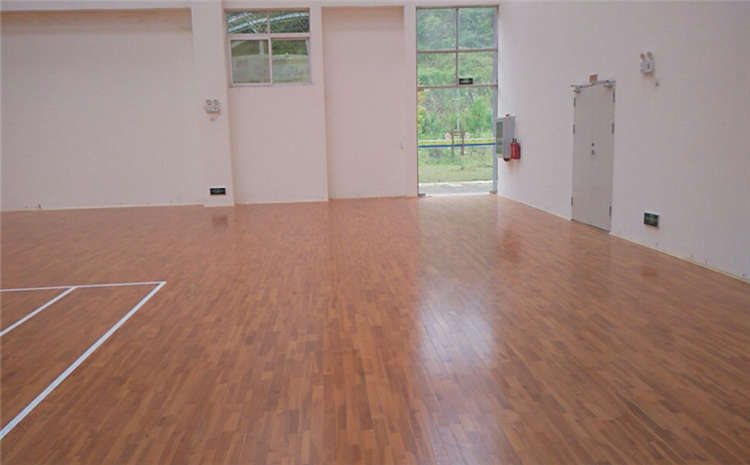 柞木體育木地板多少錢(qián)一平米