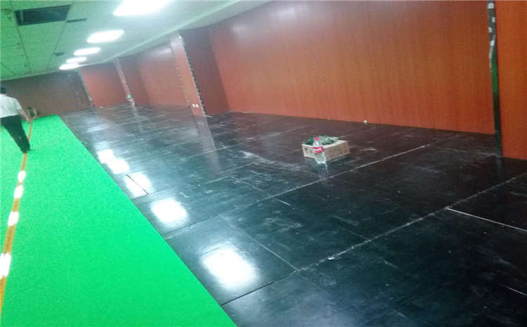 常見(jiàn)的舞蹈室木地板品牌電話