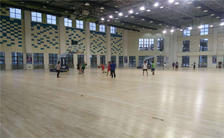 場(chǎng)館籃球館地板哪家便宜