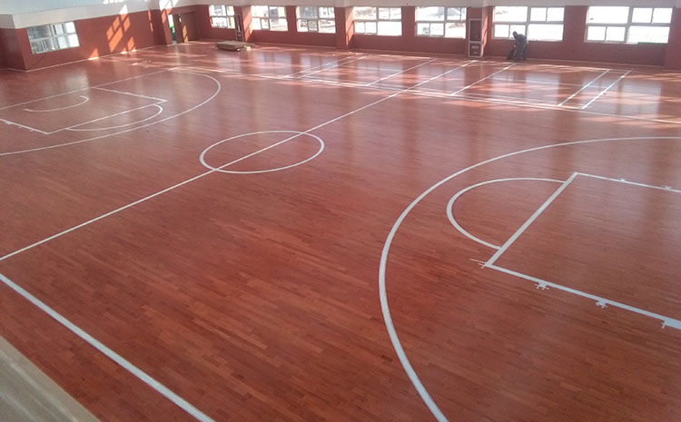 專業(yè)的體育館木地板主輔龍骨結(jié)構(gòu)