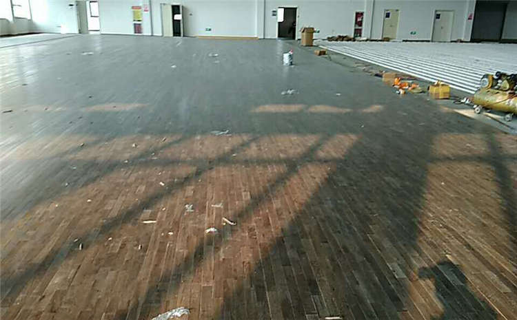 河南體育木地板哪個(gè)好