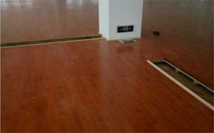 舞蹈室的木地板有防火的嗎