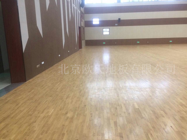 廈門翔安**實驗小學(xué)體育館柞木地板案例-2 廈門翔安**實驗小學(xué)體育館柞木地板案例-2